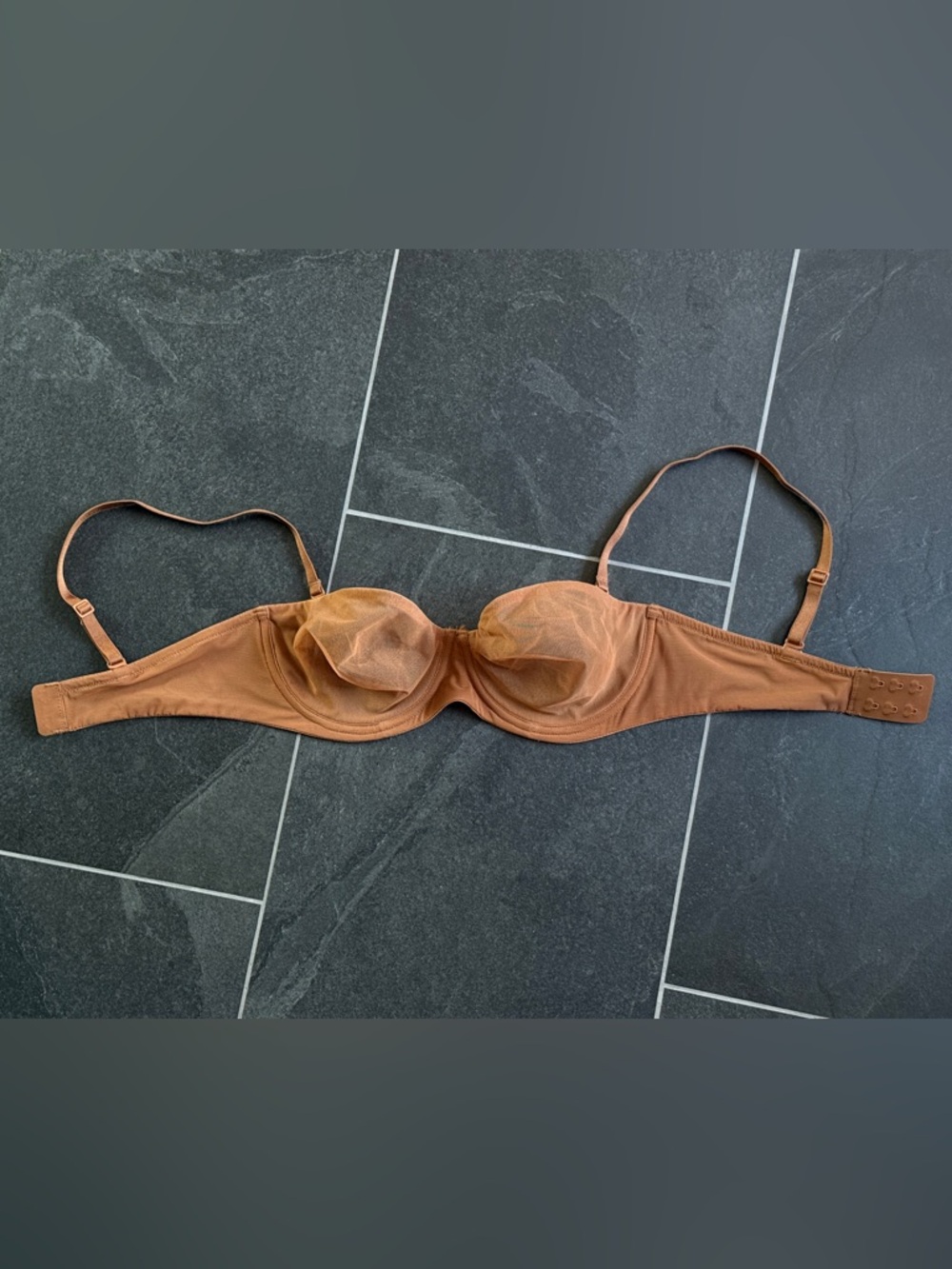 Skims ultra fine mesh strapless bra - Picture 5 of 6